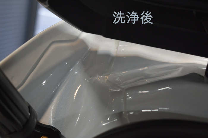 レクサスUX-トランク洗浄後-2