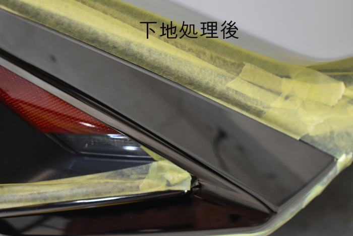 レクサスUXメッキモール下地後-4