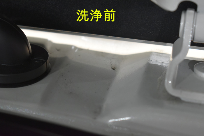 カローラ細部洗浄-1