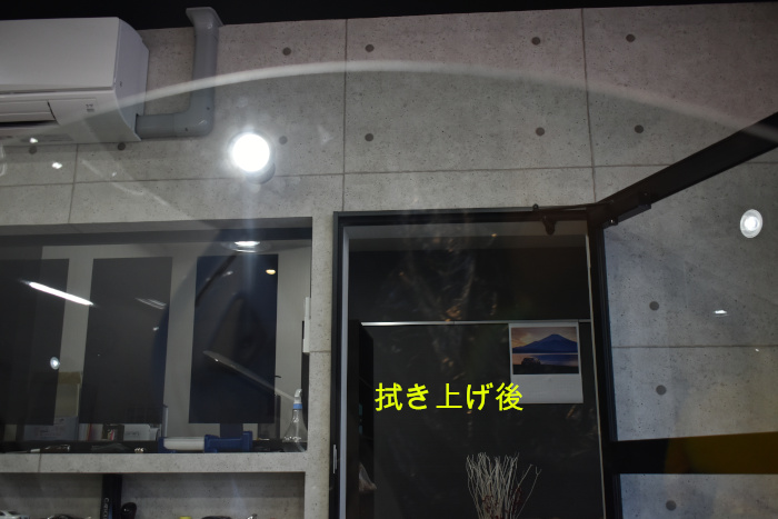 ケイマン窓拭き上げ後-2