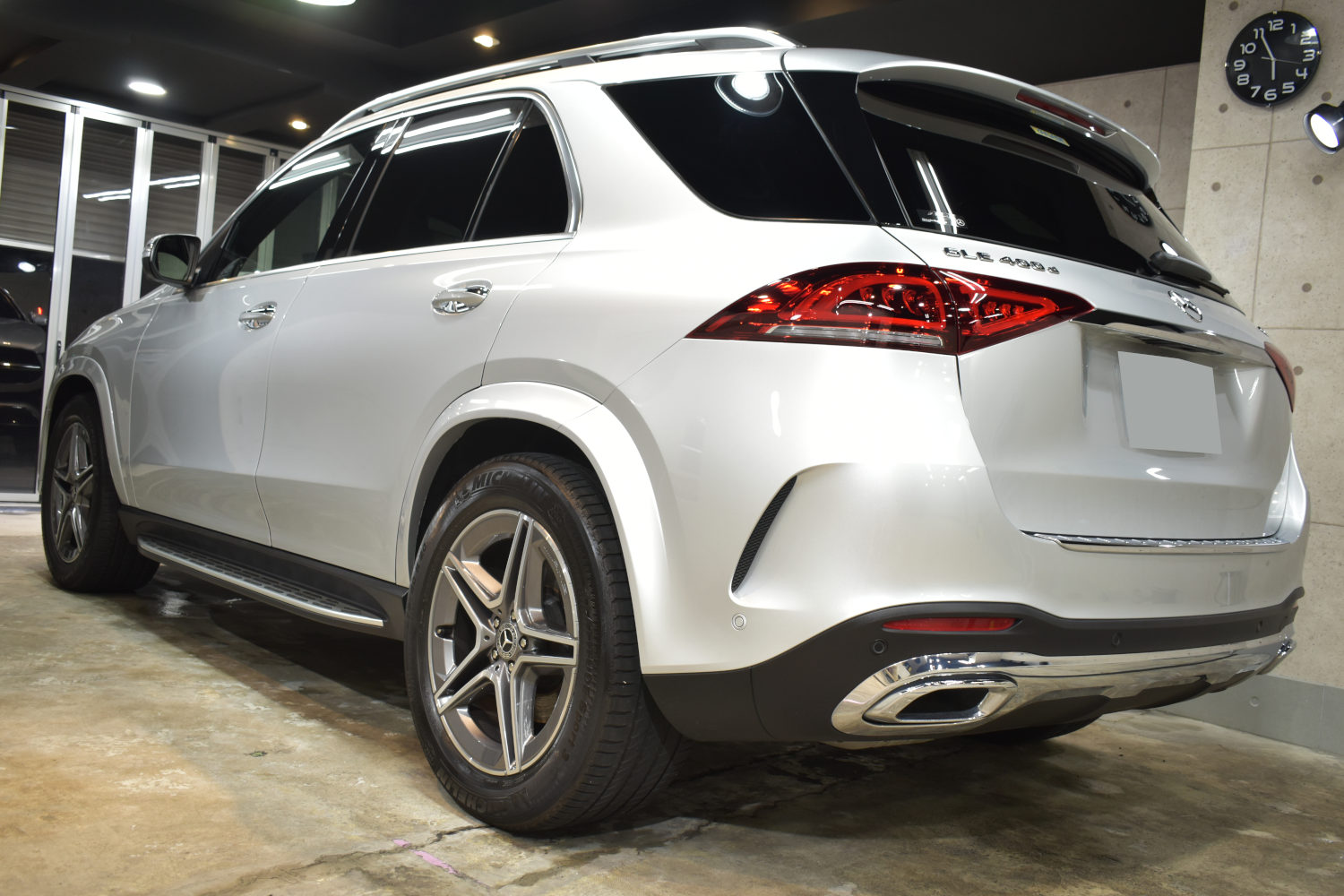 GLE-10