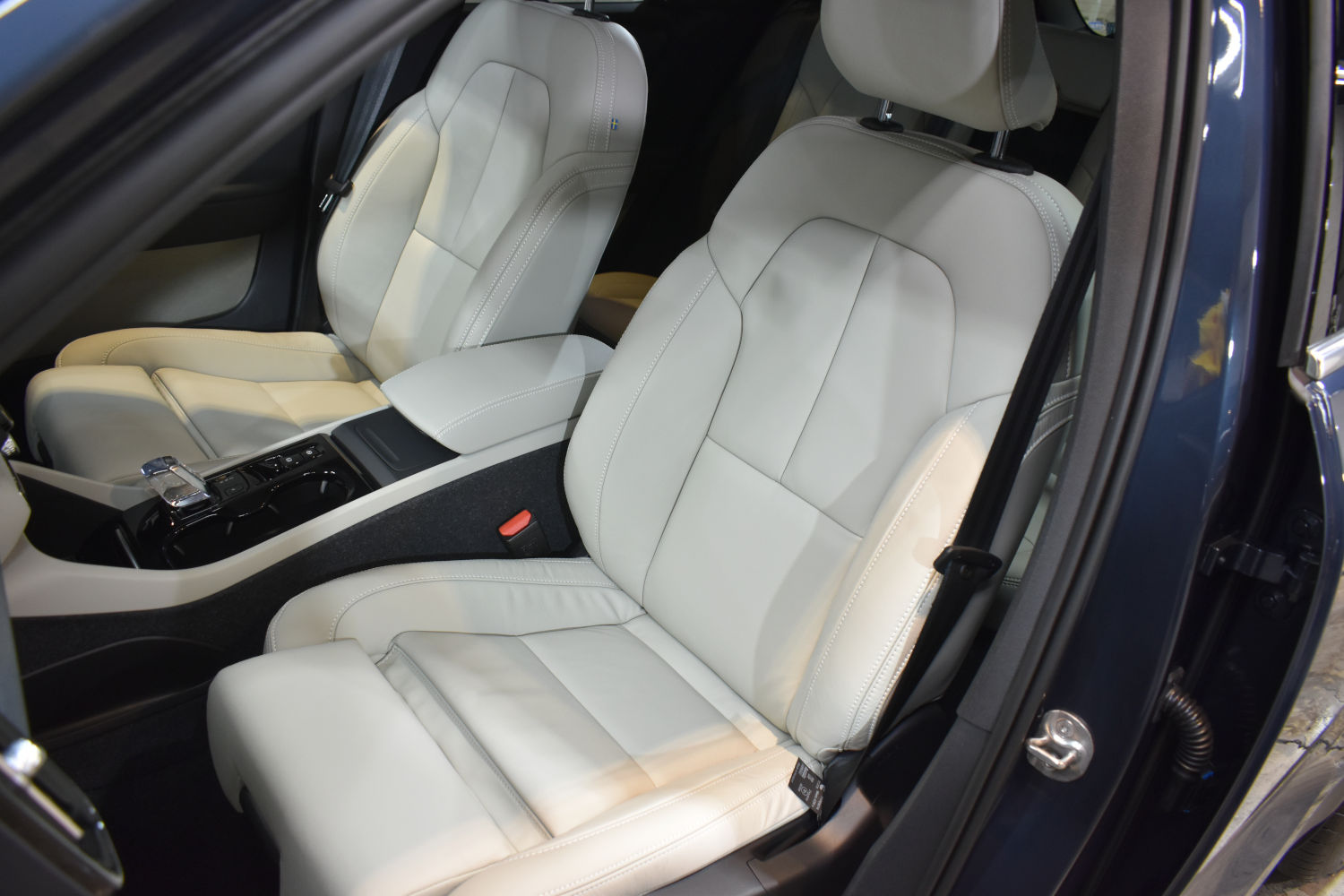 XC40-11