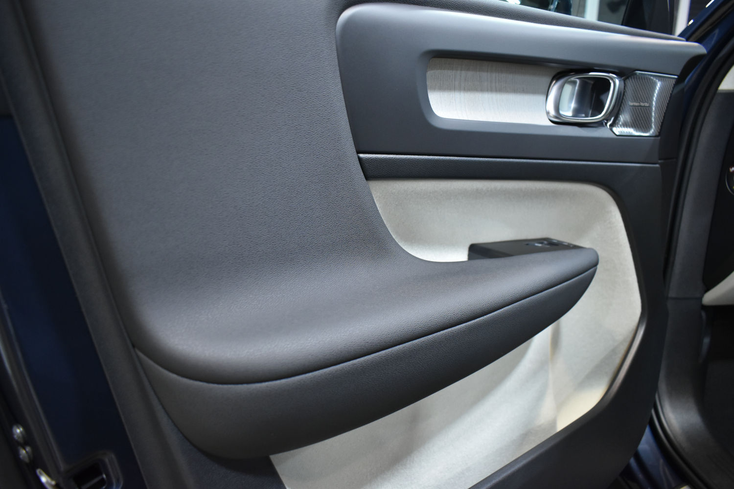 XC40-12