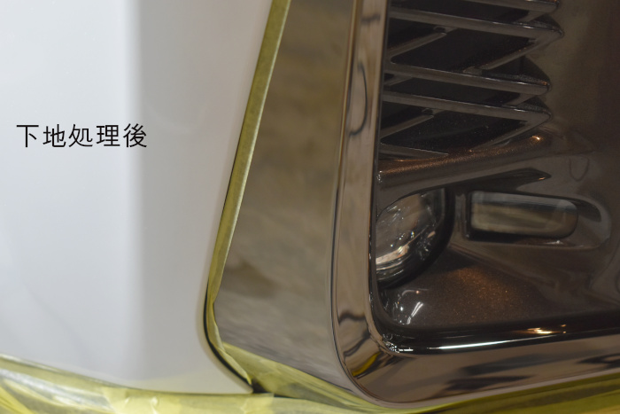 レクサスUXメッキモール下地後-2