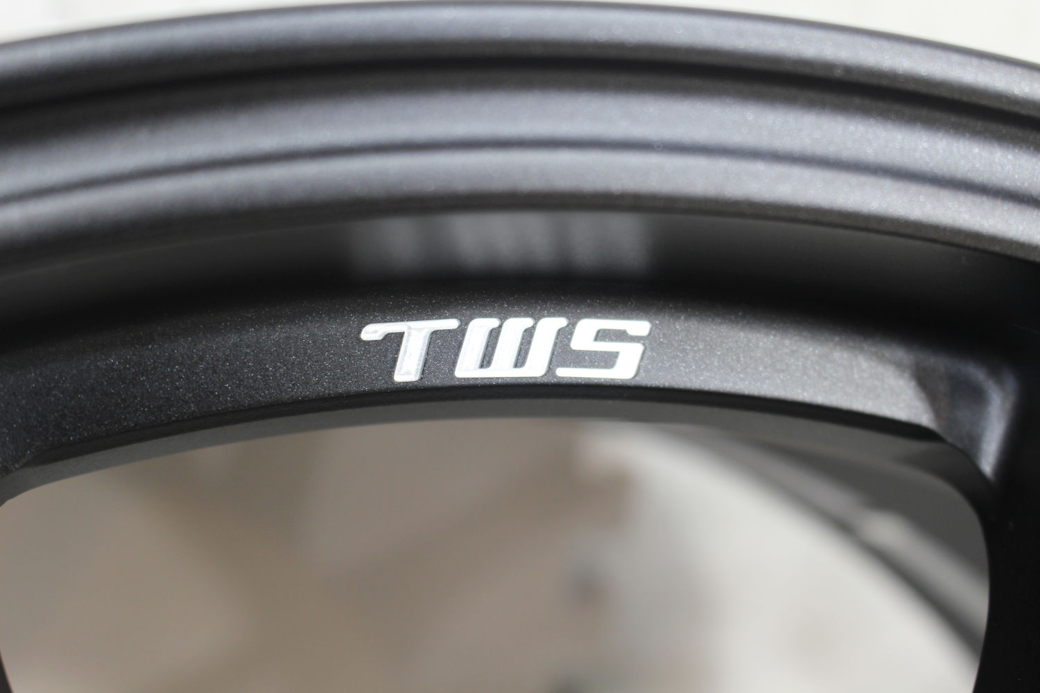 TWS-4
